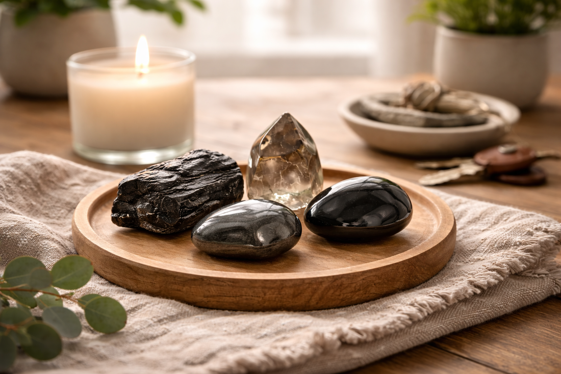 Heilsteine für Schutz und energetische Abgrenzung im Alltag