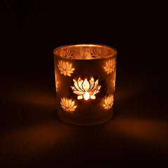Lotus-Windlicht aus Glas – stimmungsvolles Kerzenlicht mit symbolischer Bedeutung