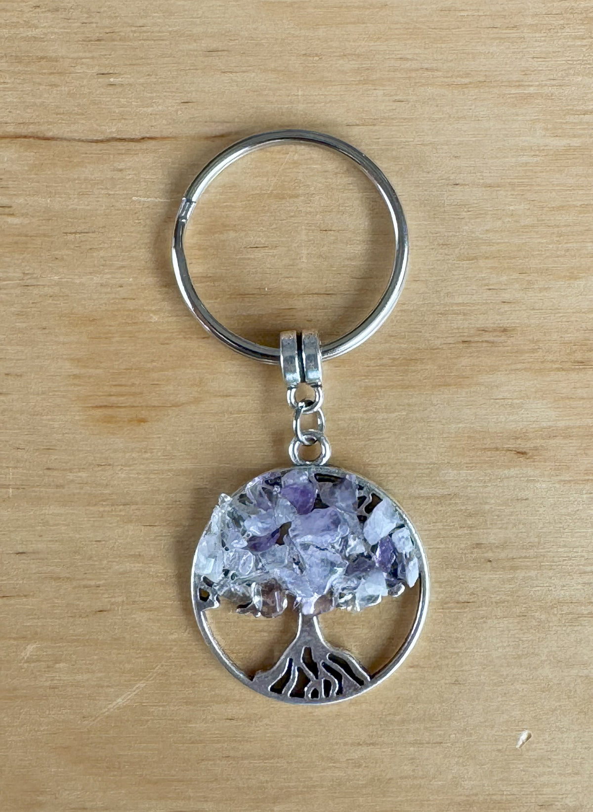 Amethyst Schlüsselanhänger Lebensbaum – Spiritueller Reisebegleiter mit Heilstein-Energie