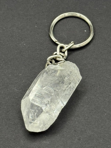 Bergkristall Schlüsselanhänger – Klarheit, Energie &amp; Schutz für unterwegs