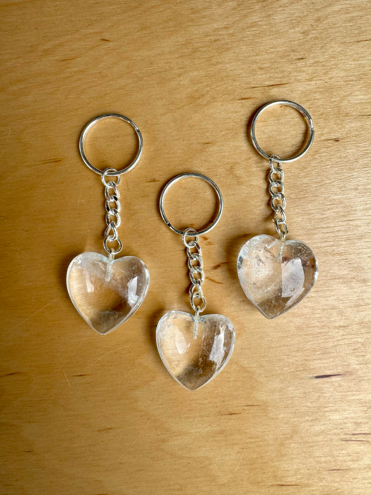 Bergkristall-Herz Schlüsselanhänger – Klarheit, Energie &amp; Schutz für unterwegs