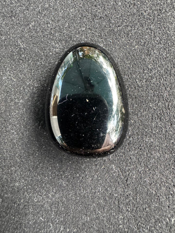 Onyx – Stärke, Schutz und innere Klarheit