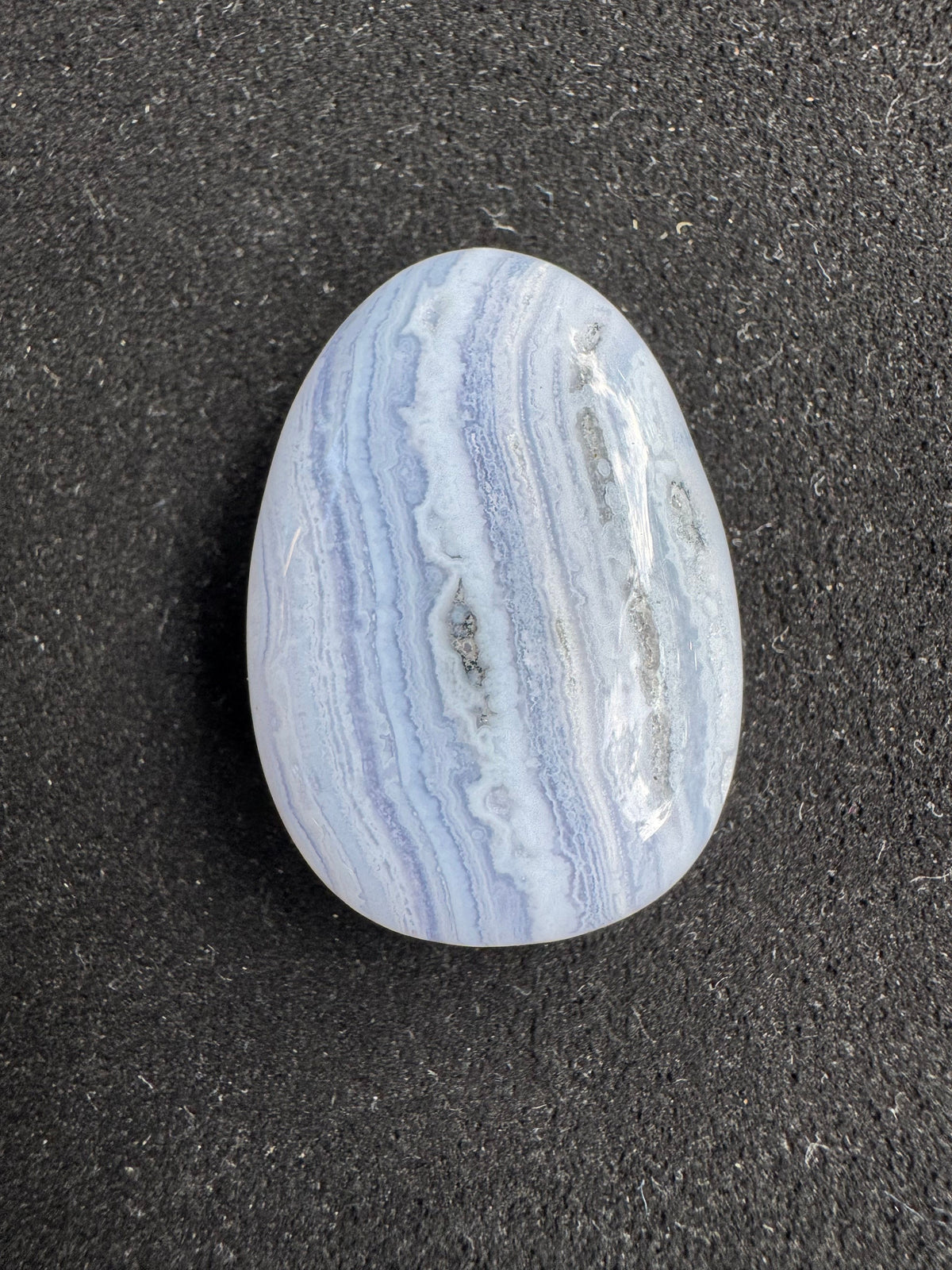 Blauer Spitzachat – Sanfte Kommunikation, Gelassenheit und seelischer Frieden