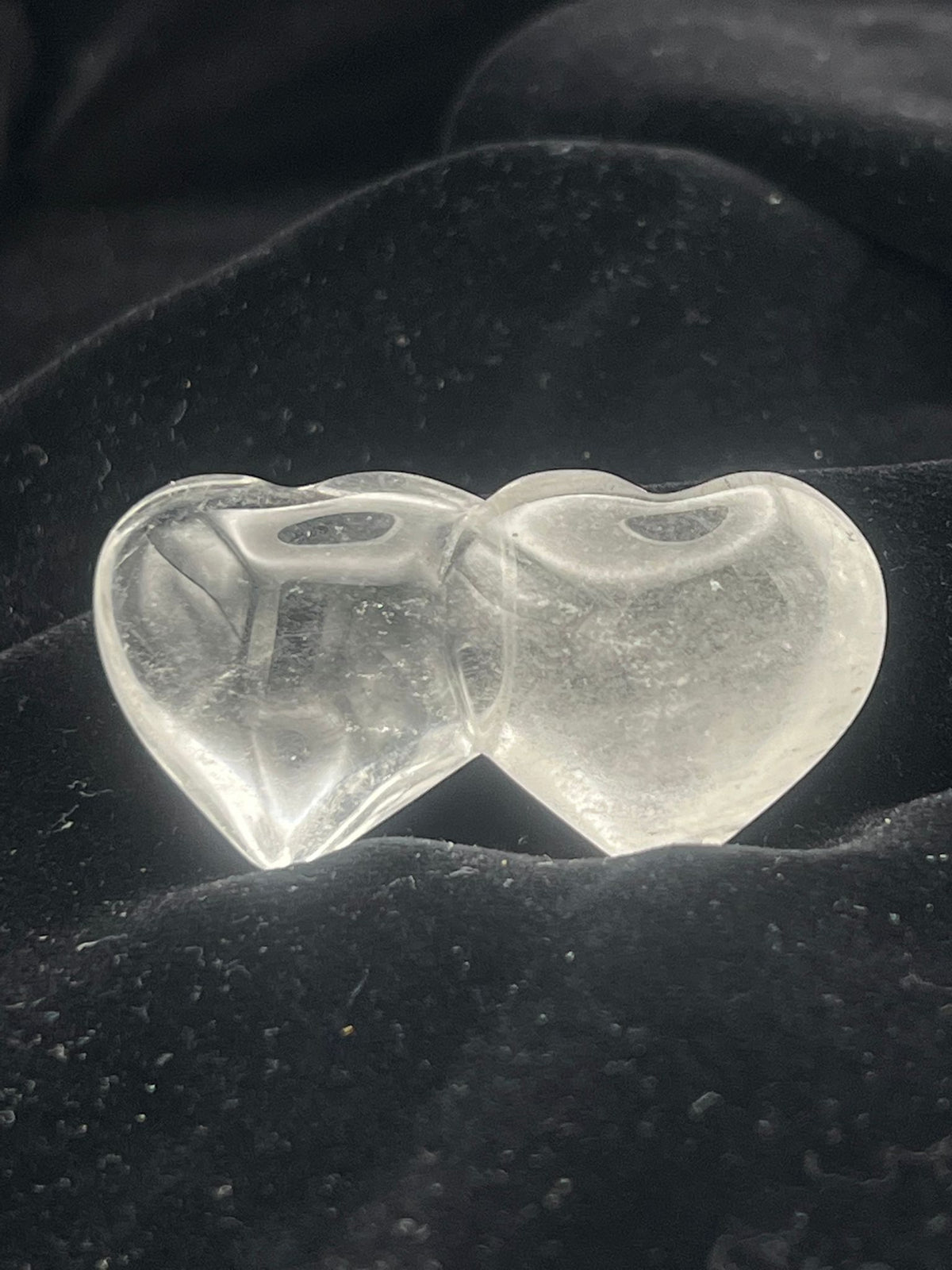 Bergkristall Doppel-Herzen – Klarheit und Licht für deine Seele