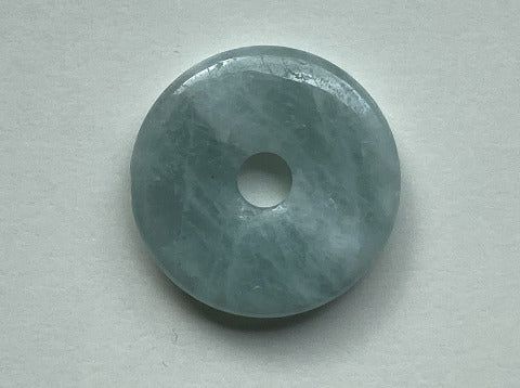 Aquamarin Donut 40 mm – Klarheit &amp; sanfte Erneuerung