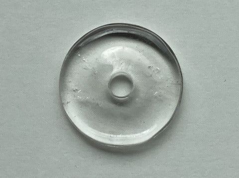 Bergkristall Donut 40 mm – Klarheit &amp; Energiefluss