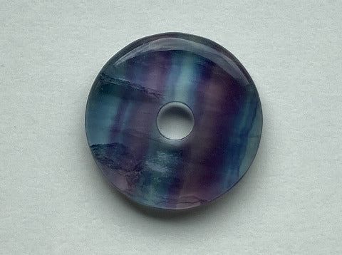 Fluorit Donut 40 mm – Klarheit &amp; Schutz der Seele