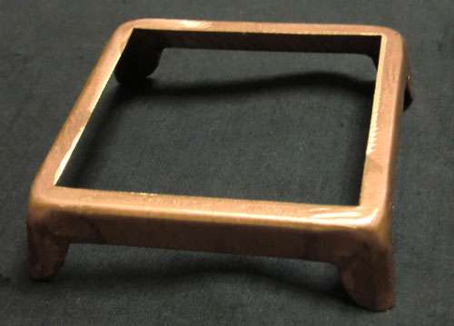 Agnihotra-Kupferständer aus Kupfer für die Agnihotra-Pyramide