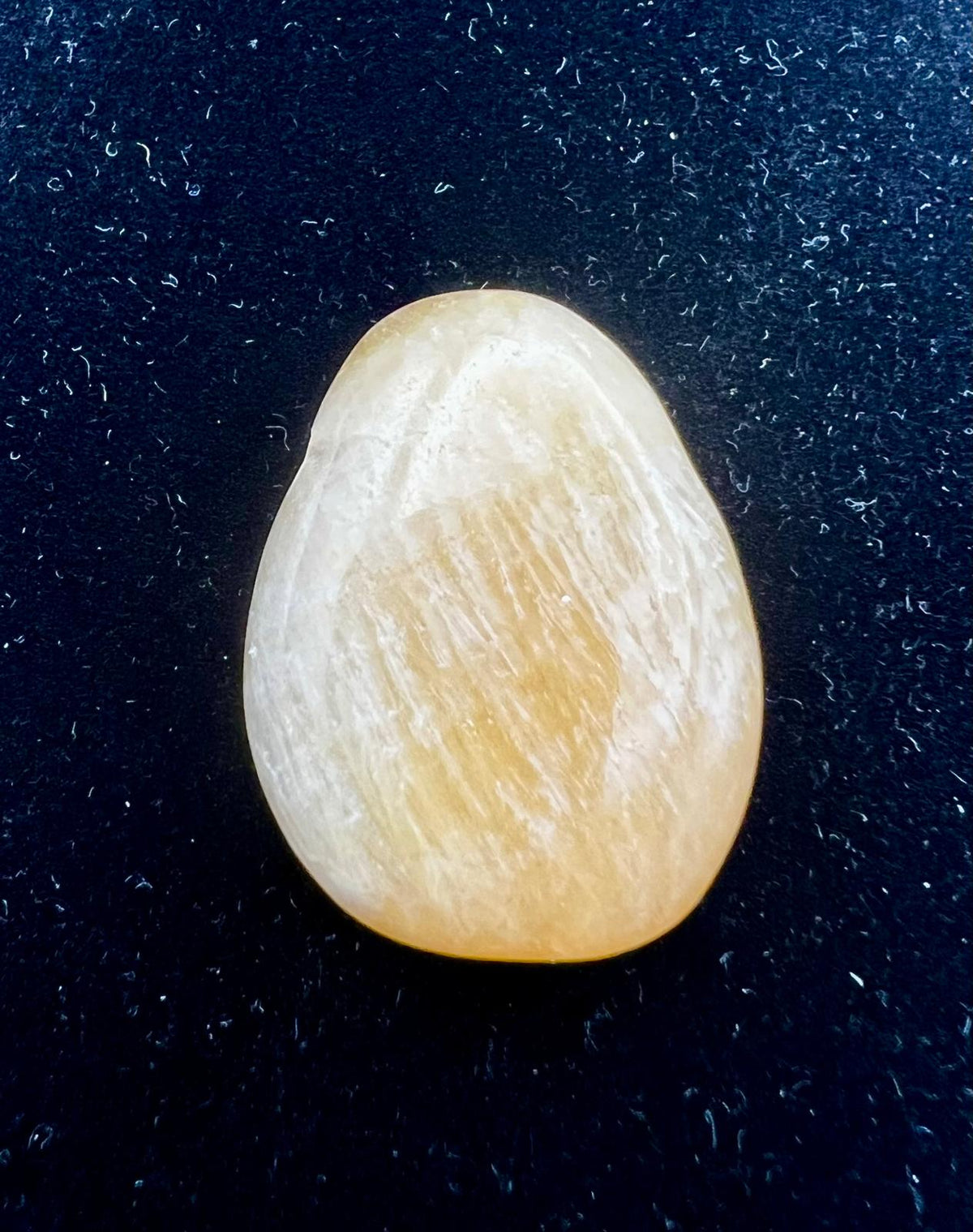 Orangencalcit Kettenanhänger – Lebensfreude, Energie &amp; Motivation