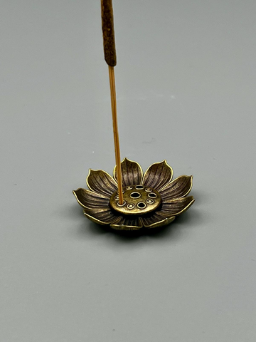 Lotus Räucherstäbchenhalter – Antik Bronze ca. 35mm