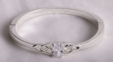 Arwen Armreif mit Kristall – Seelenecho