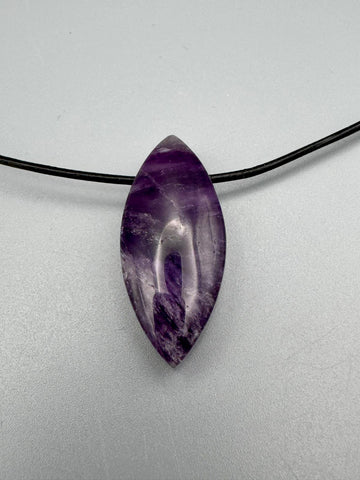 Amethyst Navette gebohrt (ca. 4 cm)
