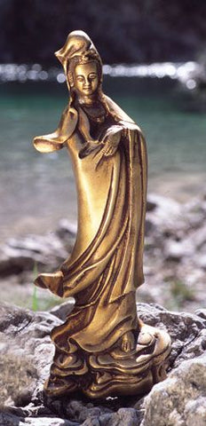 Kuan Yin, Messing, 22 cm hoch – Seelenecho