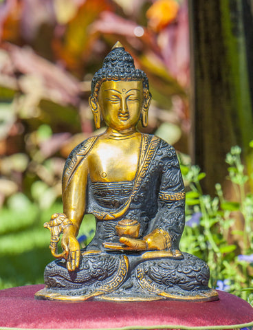 Medizin-Buddha 21,5 cm Messing, finish gold/schwarz – Seelenecho