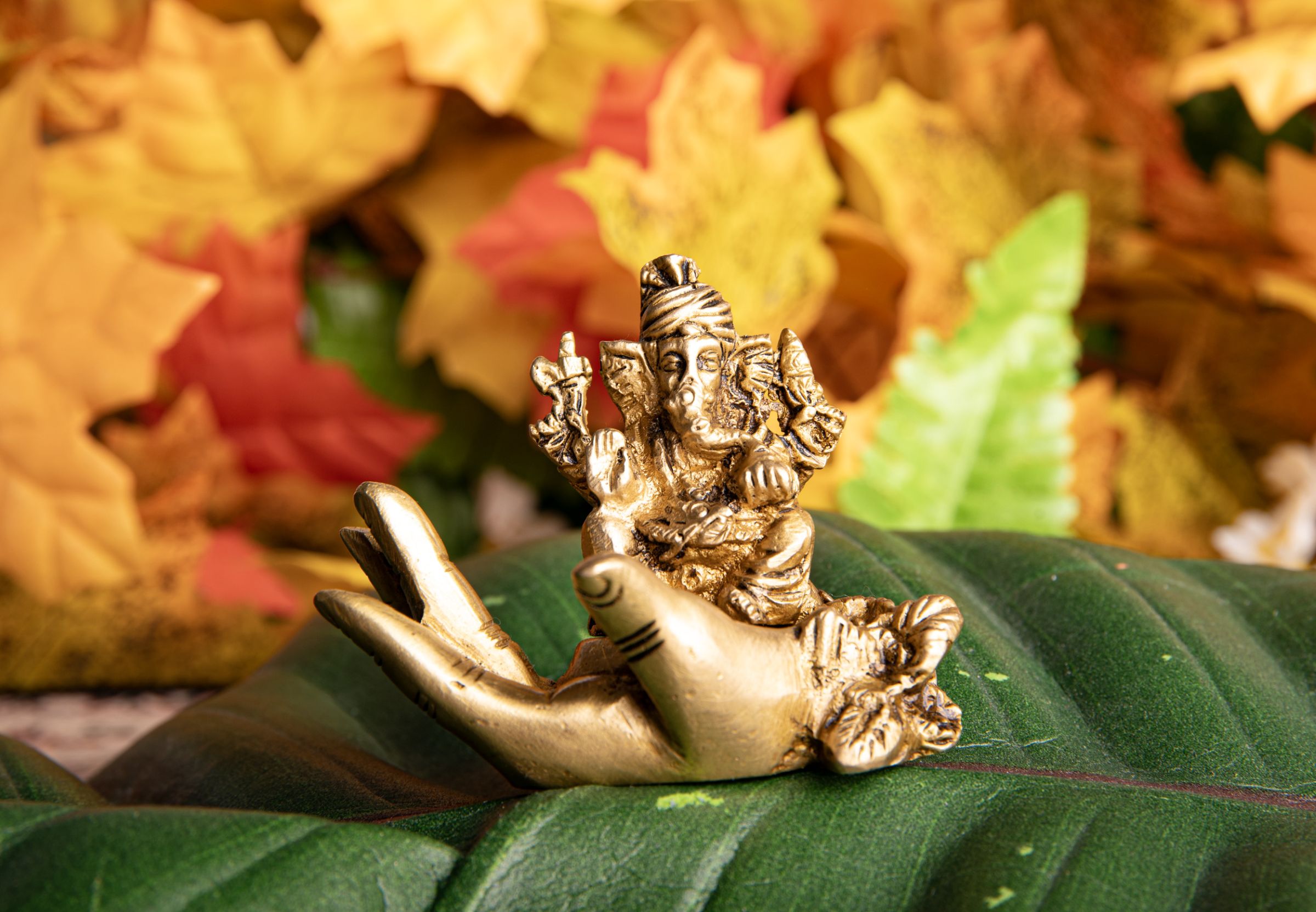 Ganesha in Segenshand Messing – Ansicht 2
