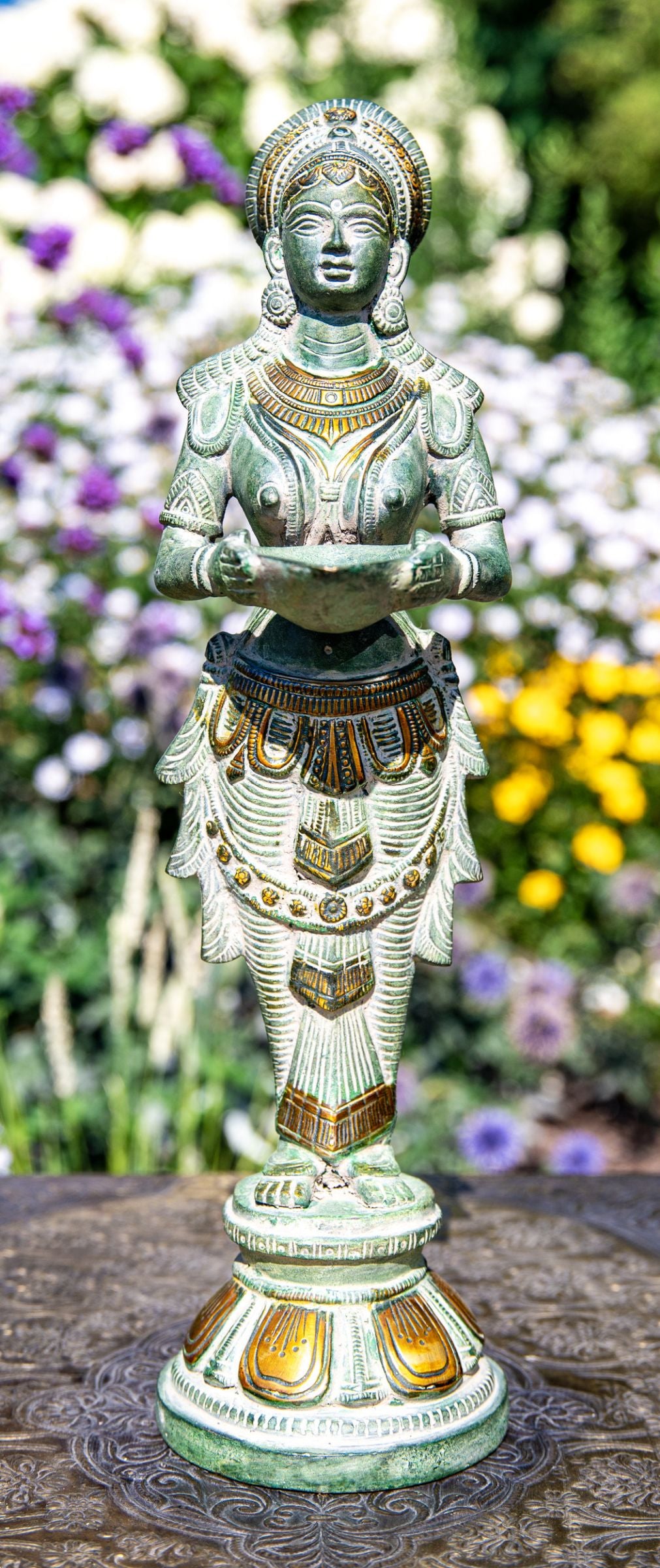 Lakshmi Messing, antik Sandstein grün mit Gold Finish – Ansicht 2