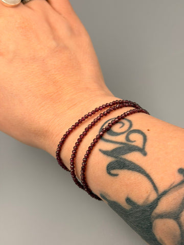 Granat Kette facettiert – Kraft, Lebensenergie & Leidenschaft | Bedeutung & Wirkung