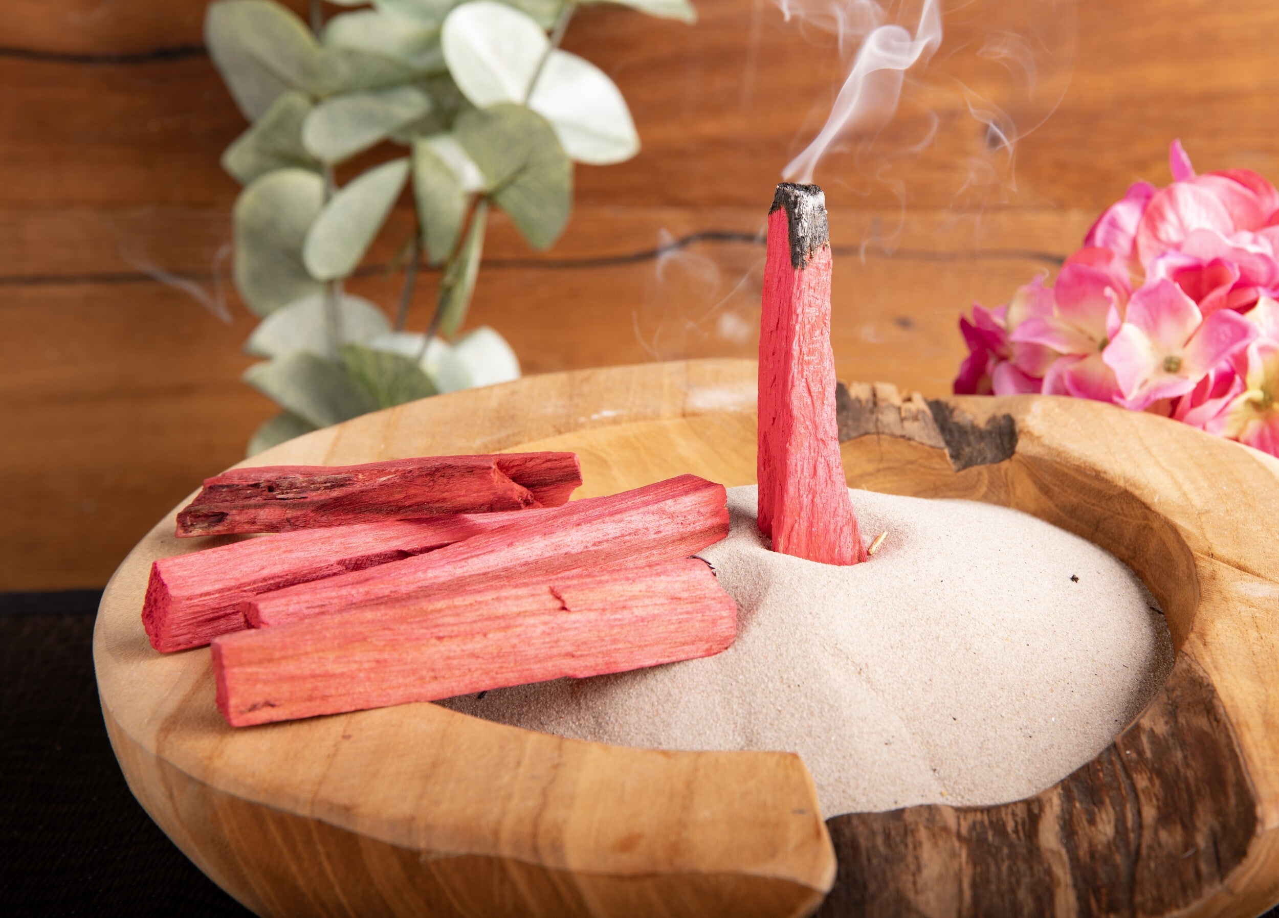 Palo Santo und Drachenblut – Räucherhölzer, 5 Stäbe – Ansicht 2 – Seelenecho
