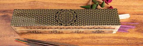 Fantasy Räucherbox Blume des Lebensgold Hintergrund