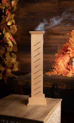 Räucherturm Freya aus Buchenholz – Elegante Räuchersäule für faszinierende Rauchsäulen