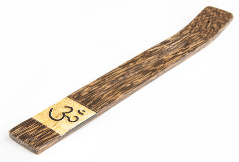 Om - Holzhalter Africa Style ca. 26 cm – Seelenecho
