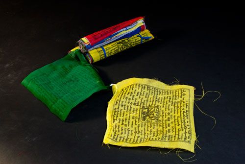 Tibetische Gebetsfahnen mittel aus Polyester 5,75 m – Seelenecho