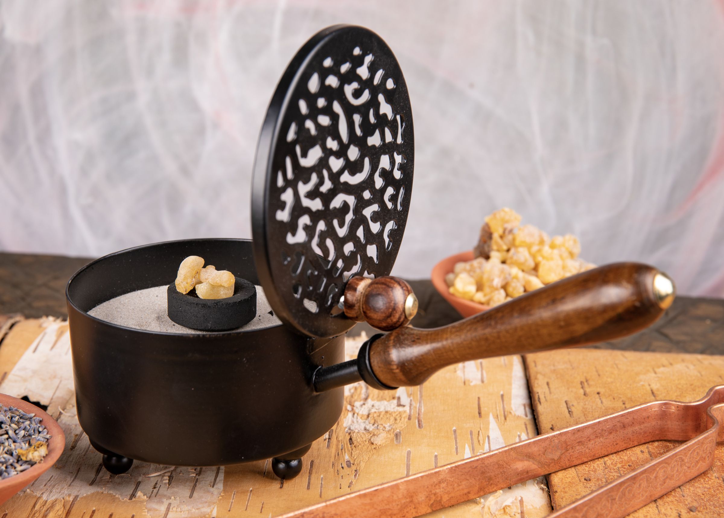 Deva - Räuchergefäß mit Holzgriff – Ansicht 2