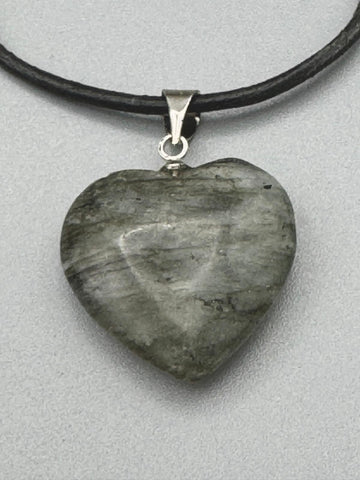 Herz Anhänger (ca. 2 cm) – Kraftstein für Deine innere Balance