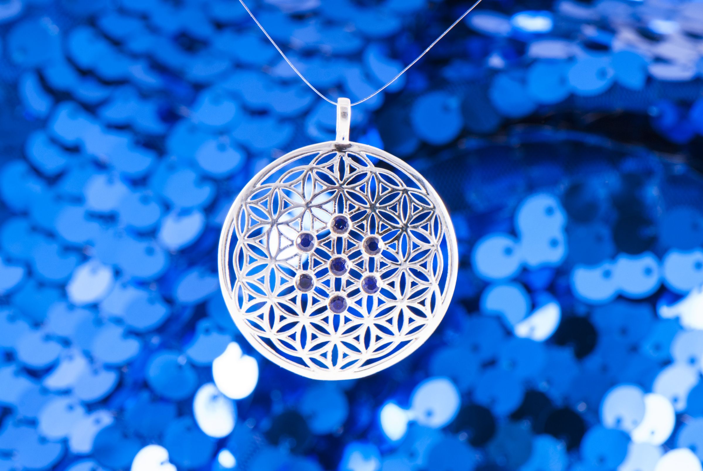 Blume des Lebens mit blauen Saphiren 925er Silber – Ansicht 2