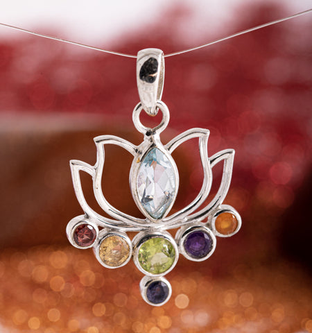 Lotus mit Chakrasteinen – Ansicht 2