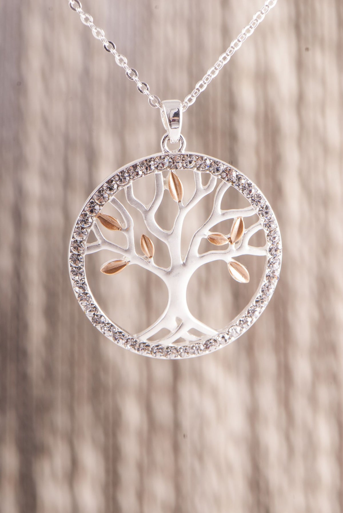 Yggdrasil, Anhänger versilbert mit 70 cm Kette – Seelenecho