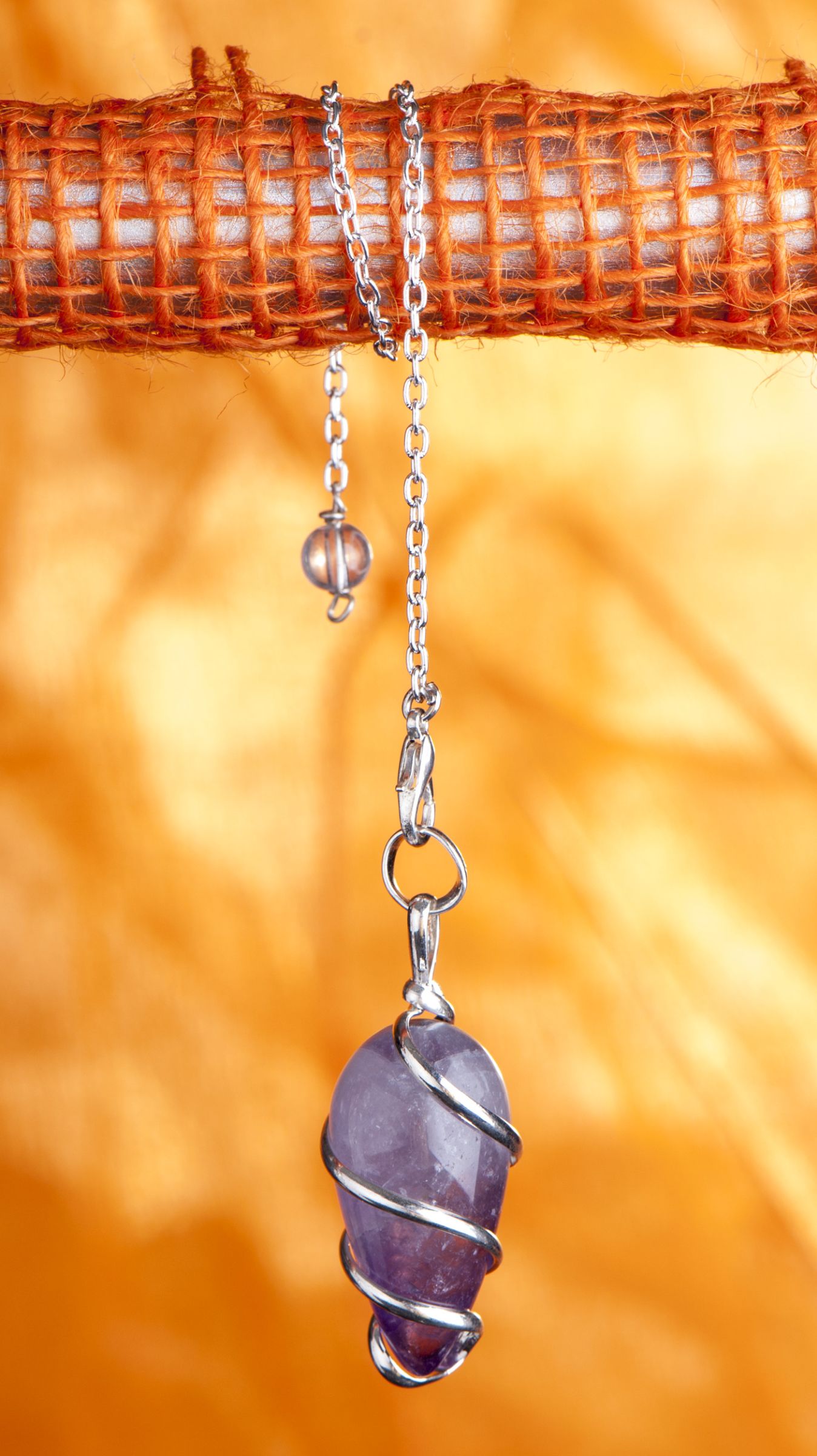 Spiral Pendel Amethyst 2,5 cm, Messing, versilbert – Ansicht 2