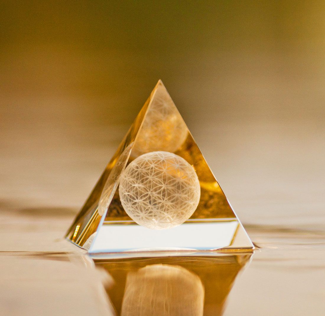 Blume des Lebens Sphärenkristall 10x10cm (unverb. VK 89,00 EUR) – Seelenecho