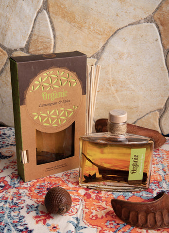 Zitronengras und Gewürze Organic Reed Diffuser – Ansicht 3