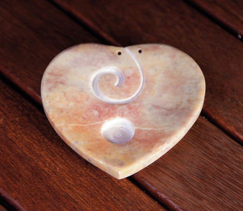 Herz-Kegelhalter aus Speckstein – Seelenecho