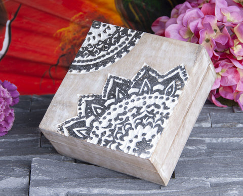 Mandala Silberbox, klein Mangoholz – Ansicht 2