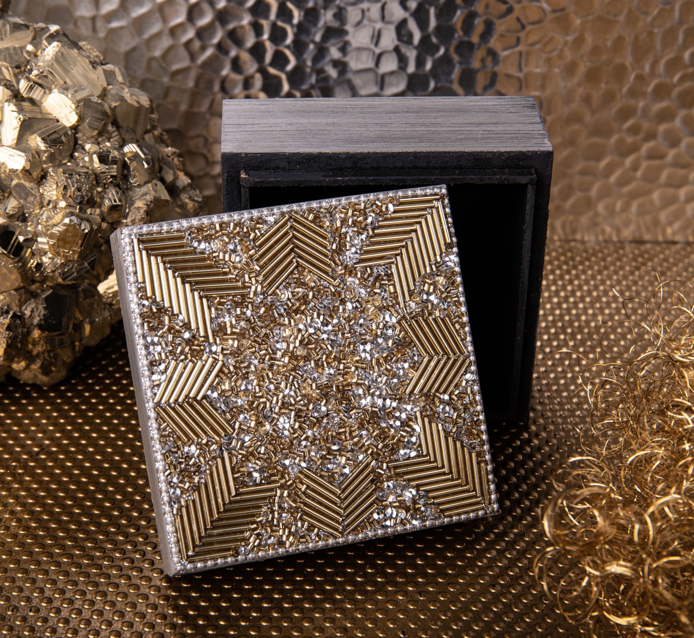 Holzbox Kosmos, klein – Ansicht 2
