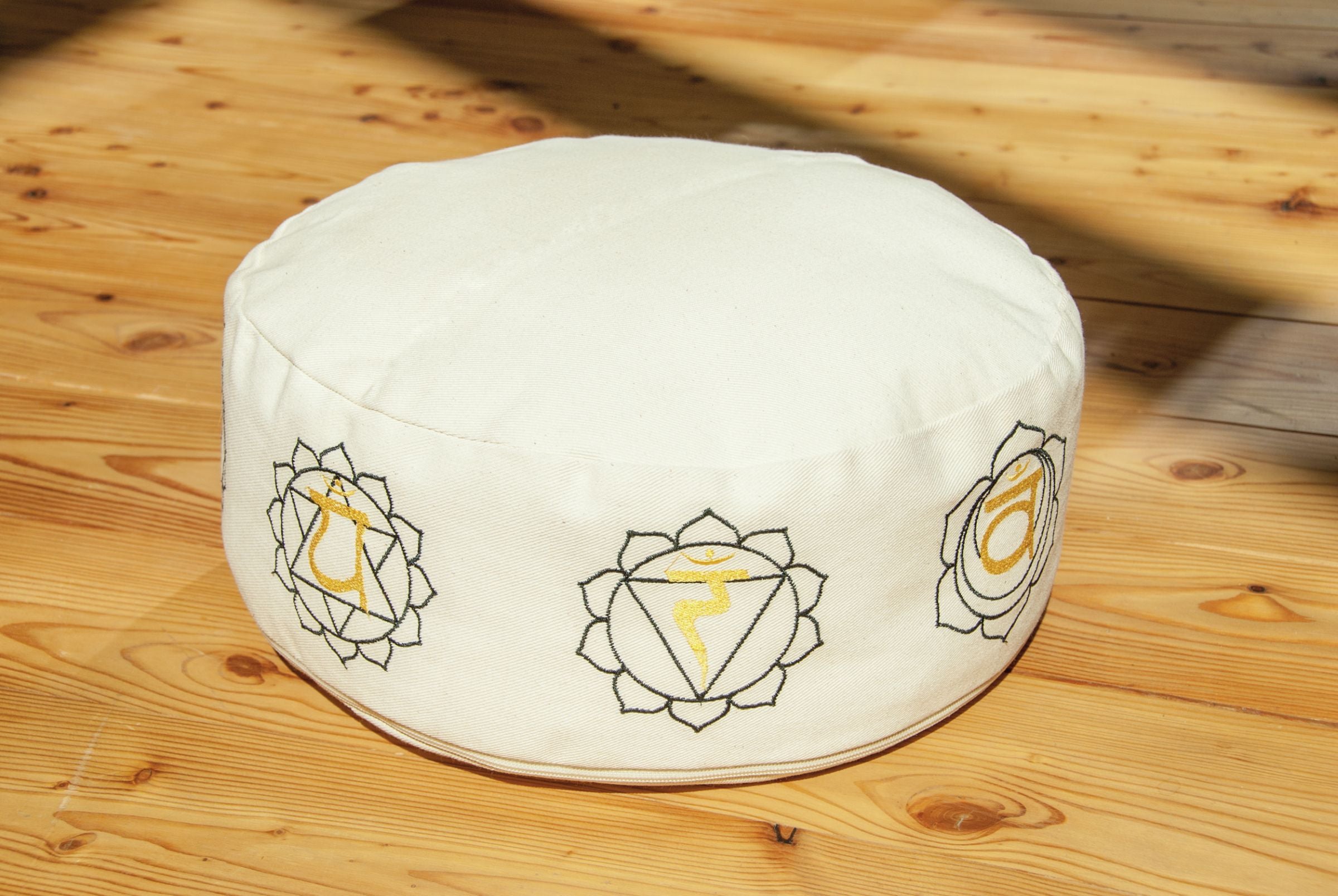 7 Chakra Meditationskissen mit Buchweizen gefüllt Ø 35 cm – Ansicht 3