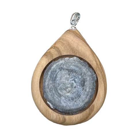 Chalcedonrose Anhänger mit Olivenholz – Produktansicht