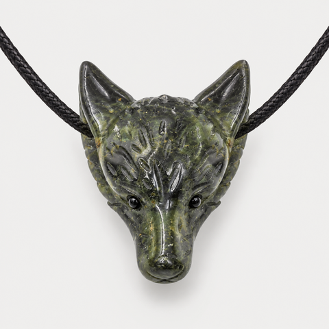 Wolfskopf-Anhänger Eldarit, gebohrt, ca. 4 cm
