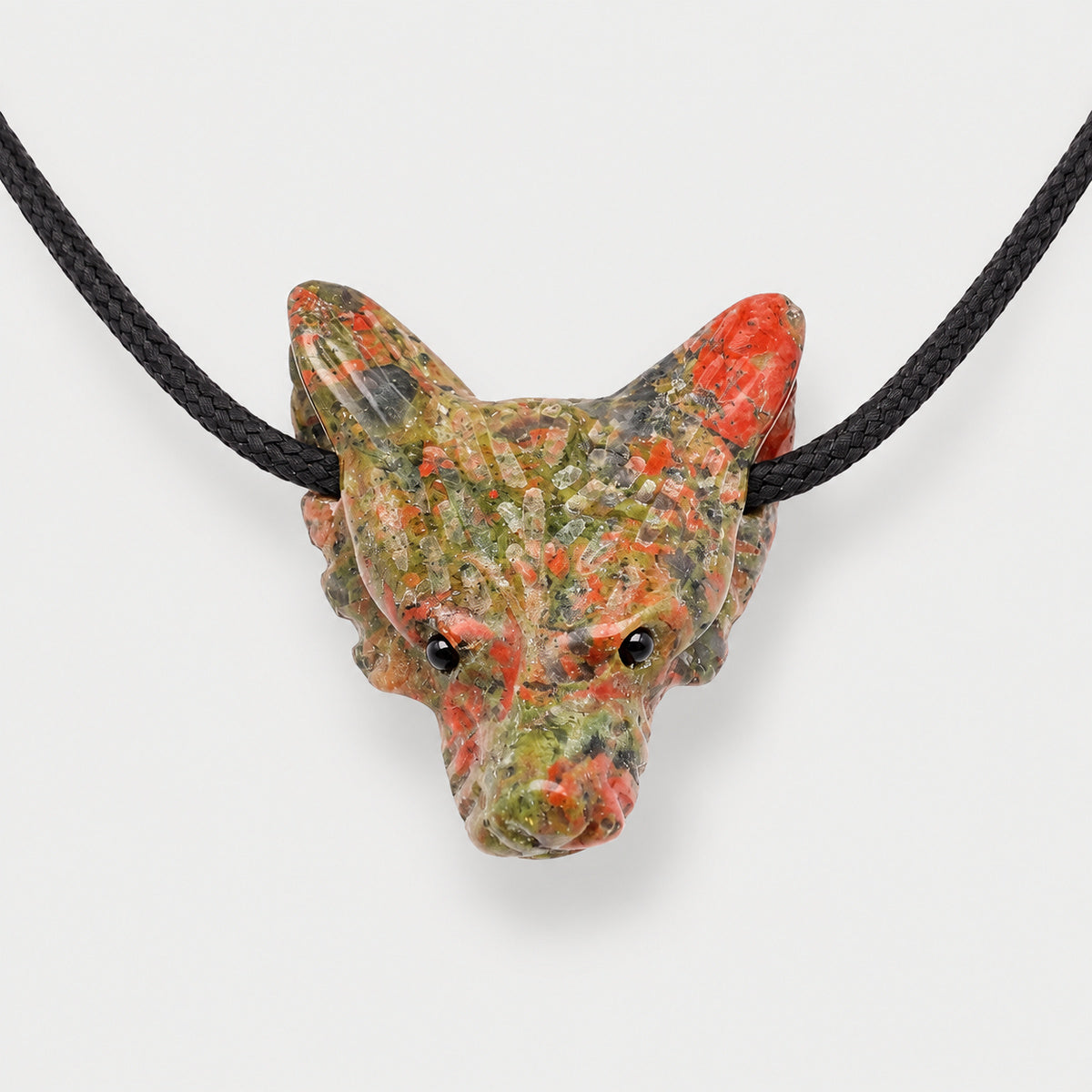 Wolfskopf-Anhänger Unakit, gebohrt, ca. 4 cm