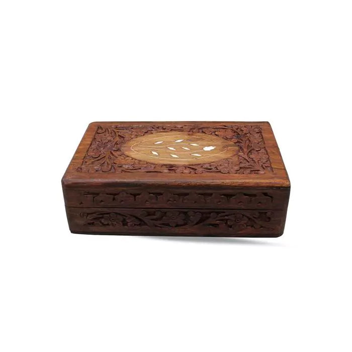 Holzschatulle mit weißer Intarsien-Schnitzerei – ca. 20,3 x 12,7 cm | Stilvolle Aufbewahrung mit kunstvoller Detailarbeit